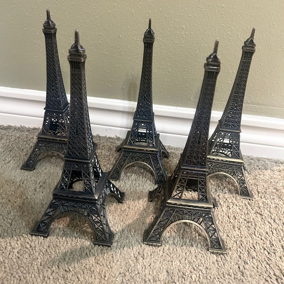 28 Eiffel Towers various sizes - Picture 6 of 8